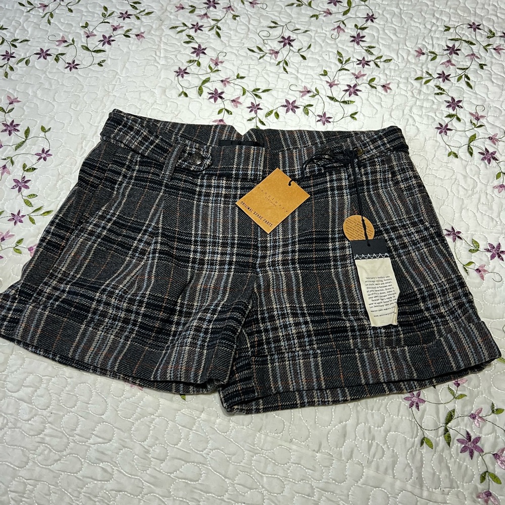 Sanctuary Black and grayBermuda Shorts Plaid Pattern